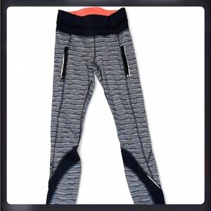 Lululemon Athletica Black & White Patterned Leggings - Crop Stripe Drawstring
